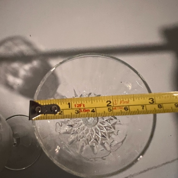 Luminarc Diamant Wine Glass 5 3/4“ X 3" - NEW- VTG- SET OF 2 - Picture 4 of 6